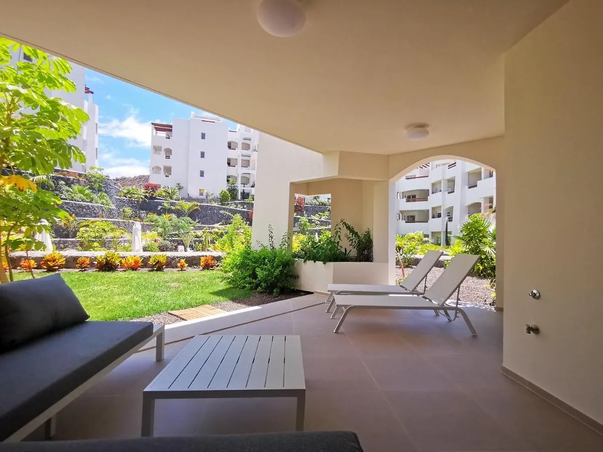 Brand New Apartment Surrounded By Tropical Gardens! Palm-mar 0*,